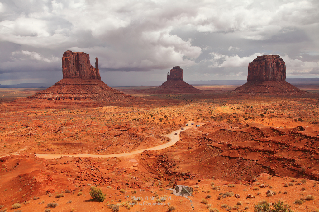 The Mittens & Elephant Butte / Monument Valley - USA